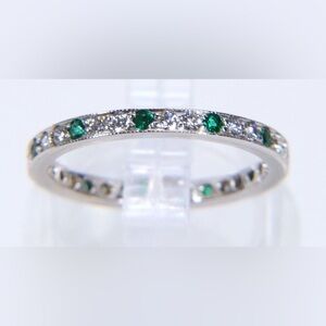 Vintage 18K White Gold Diamond & Emerald MilgrainVintage 18K White Gold